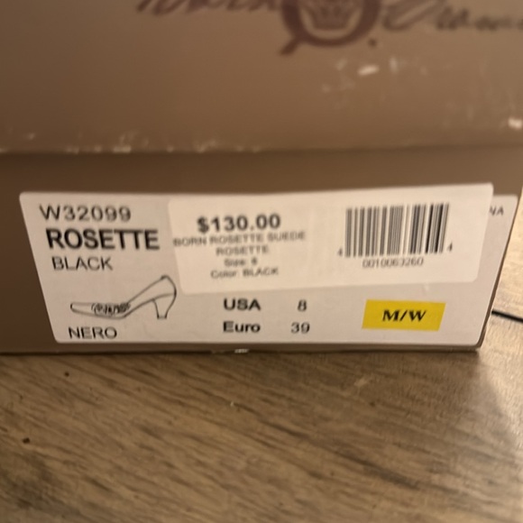 Vintage 2010 Born Crown never worn new in box rosette suede heels size 8 - Picture 9 of 9